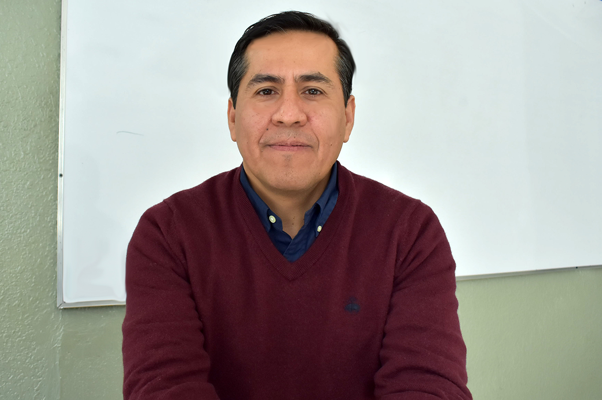 El Dr. Sandoval Perea es Experto CETYS en política.