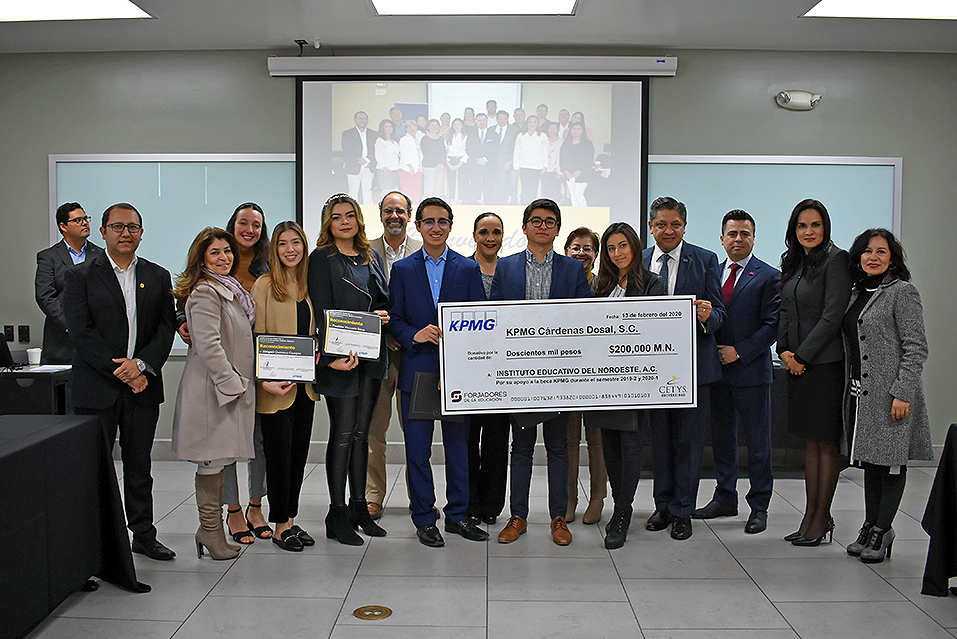 KPMG otorga beca a estudiantes de CETYS Universidad