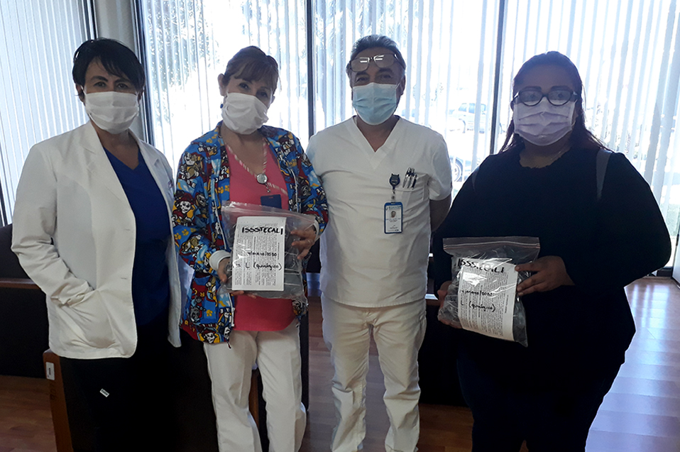 Se hace entrega de mascarillas reutilizables a hospitales que atienden COVID-19 en Ensenada