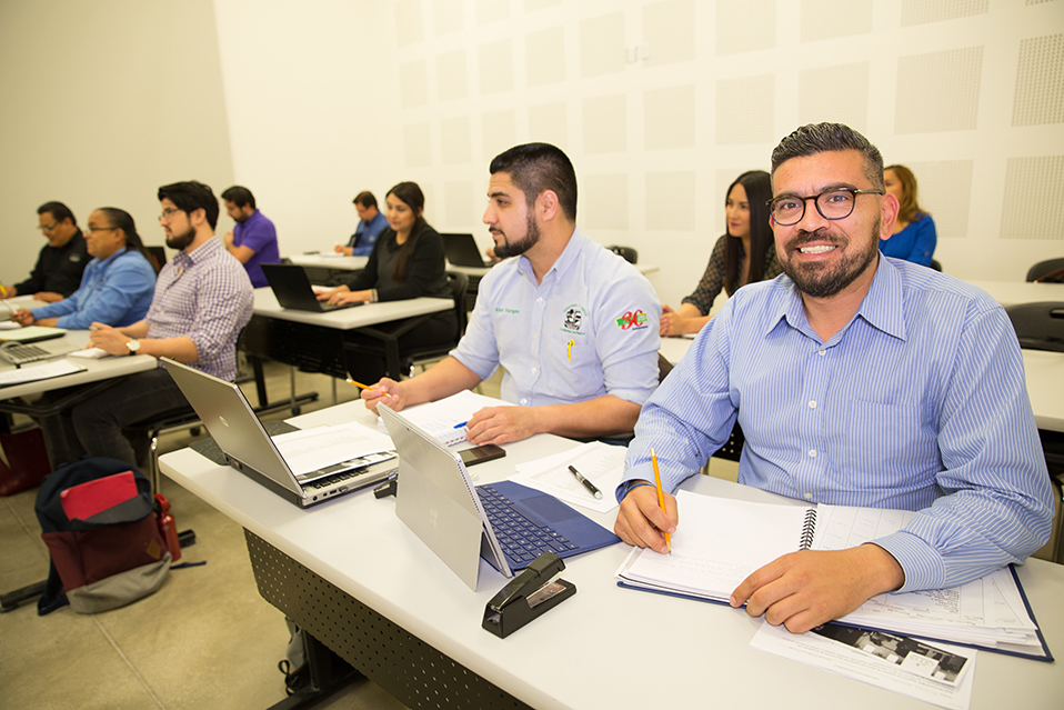 Las oportunidades son para quienes las aprovechan: Richard Morales un CETYS Alumni internacional