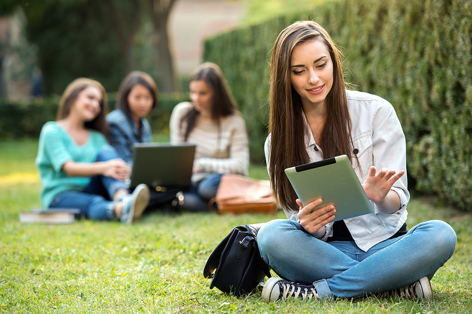 MIT Professional Education y Banco Santander lanzan becas internacionales de formación en competencias digitales