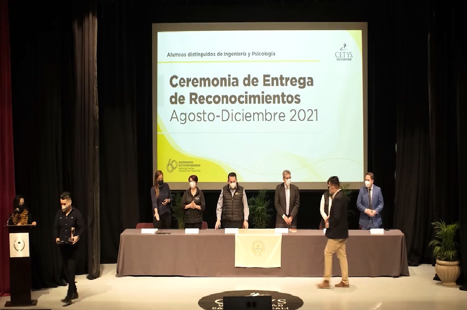 Ceremonia de Reconocimiento Alumnos Distinguidos-Ingeniería y Psicología