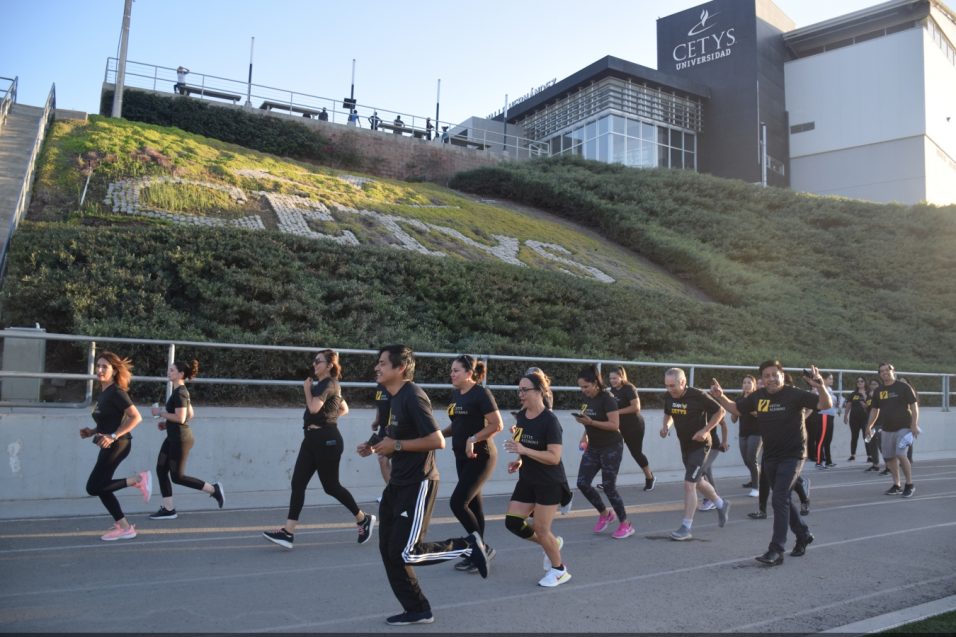 Colaboradores de Campus Tijuana se ponen en forma