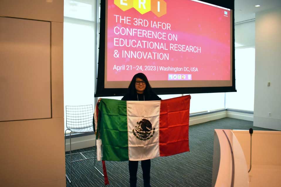 Estudiante presenta resultados de investigación interdisciplinaria en Washington