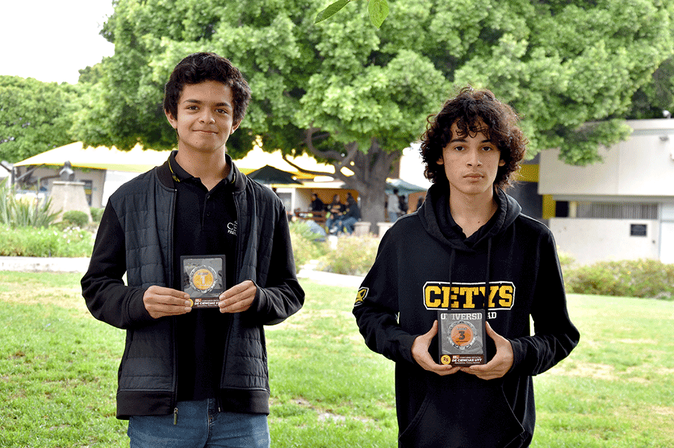 Chicos de Preparatoria logran 1er y 3er lugar en Competencia de Matemáticas en Tijuana