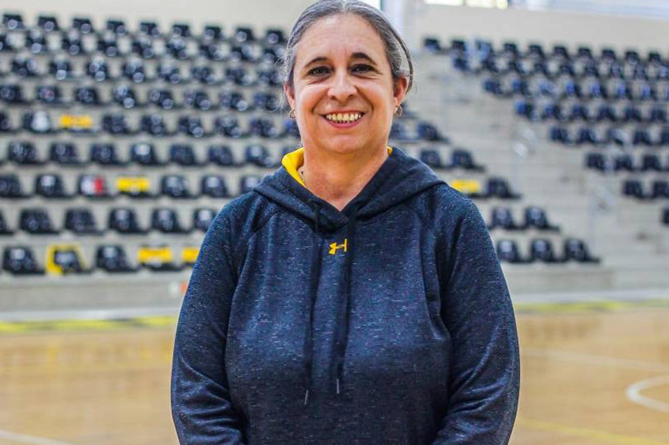 Laura Urzúa guía al baloncesto femenil de Campus Ensenada a un par de títulos