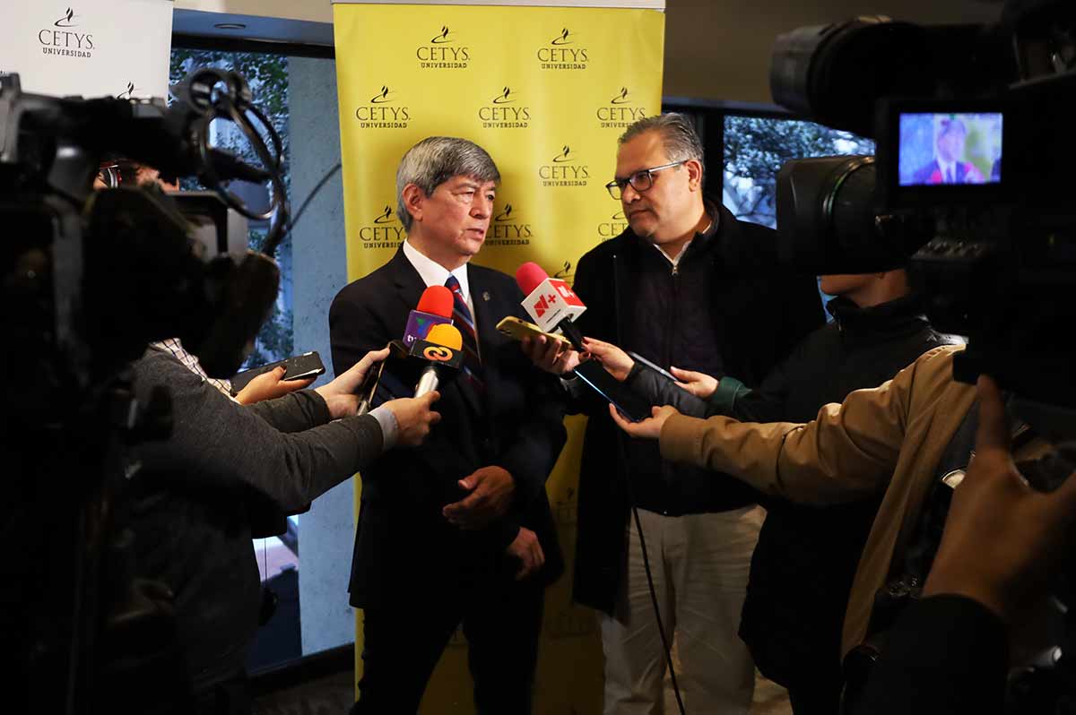 [Video] El Dr. Fernando León García con medios de Tijuana