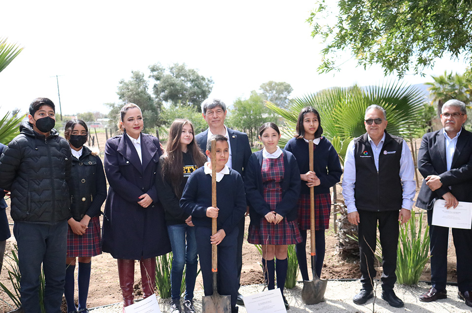 Apoya CEVIT el desarrollo de estudiantes de secundaria en ejido El Porvenir