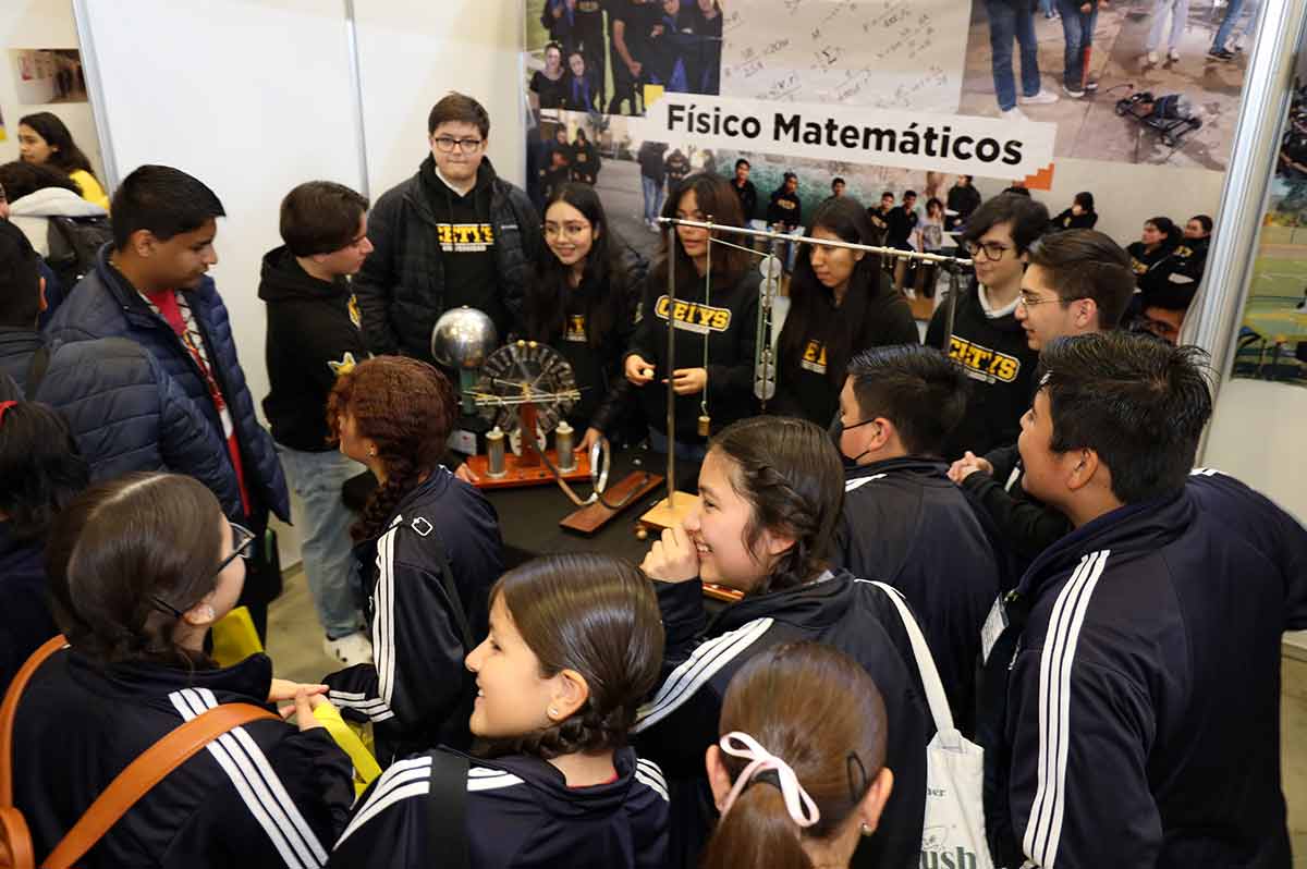 Más de 2400 asistentes conocen opciones de estudio en ExpoCETYS 2024 Tijuana