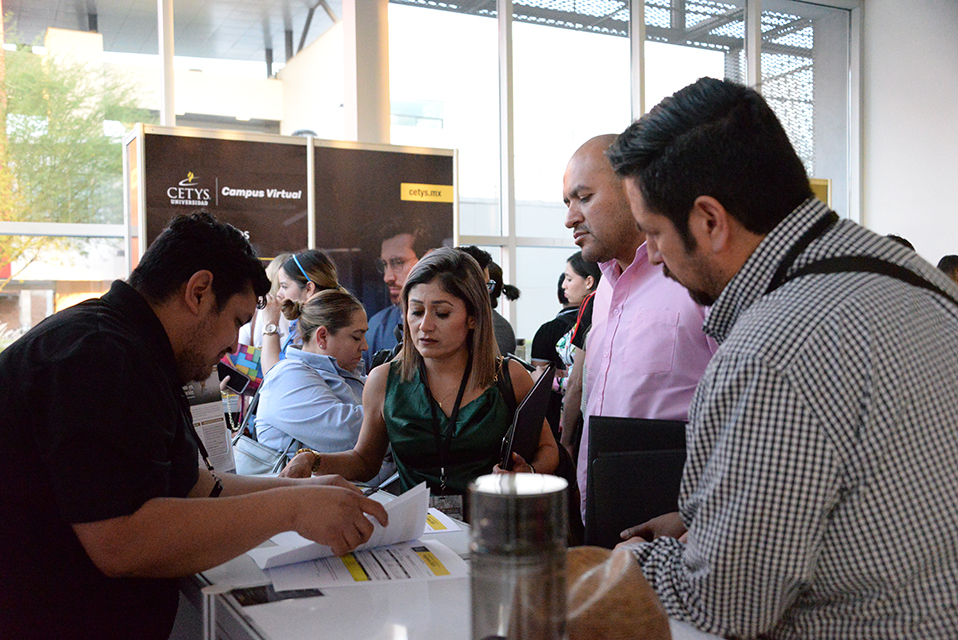 Se presenta con éxito 1era. edición Expo Posgrado y Desarrollo Ejecutivo 2024
