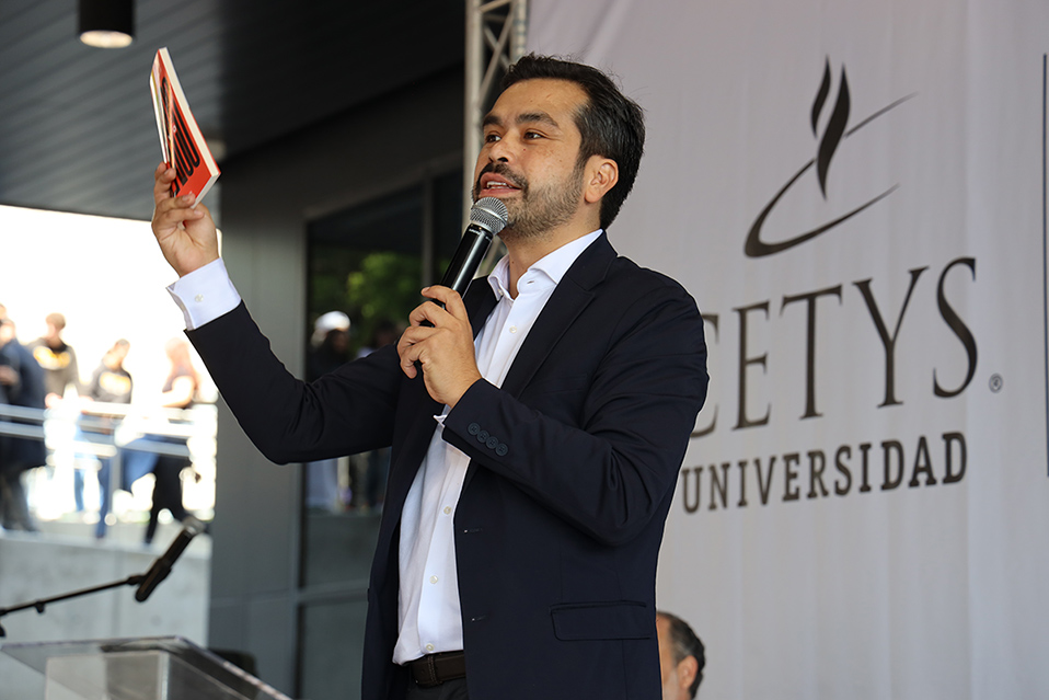 [Video] Máynez dialoga con alumnos de CETYS Universidad en Campus Tijuana