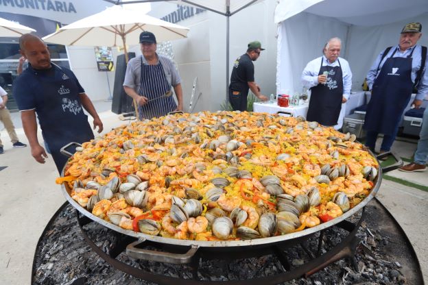 CETYS Universidad celebra tradicional Paella de Verano