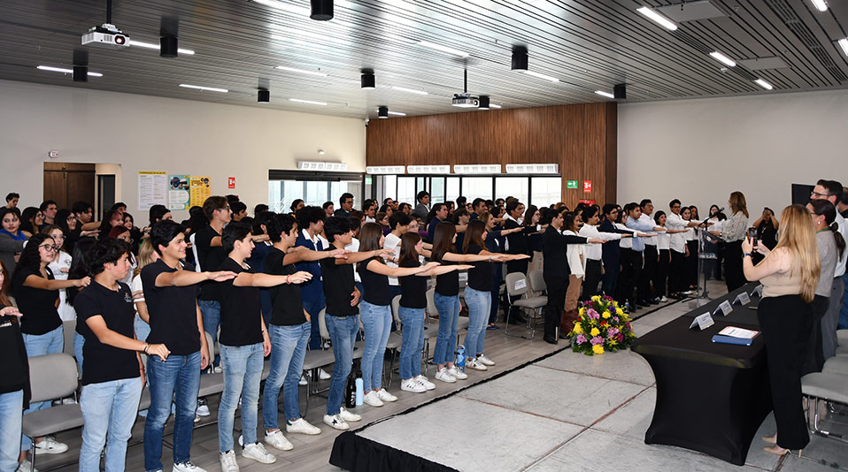 [Galería] Fortalecen Liderazgo Estudiantil en CETYS Tijuana; 219 alumnos toman protesta en grupos estudiantiles