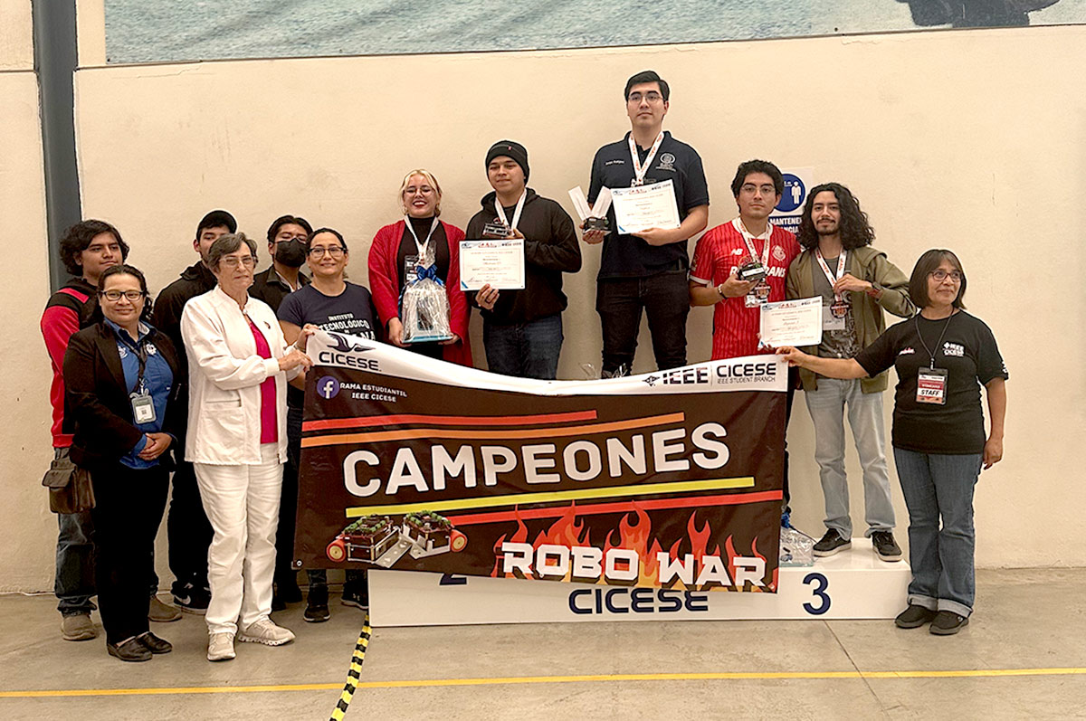 Enrique Rodríguez, Esteban Peña y Jonathan González de CETYS Tijuana logran 1er y 3er lugar en Torneo de Robótica de CICESE