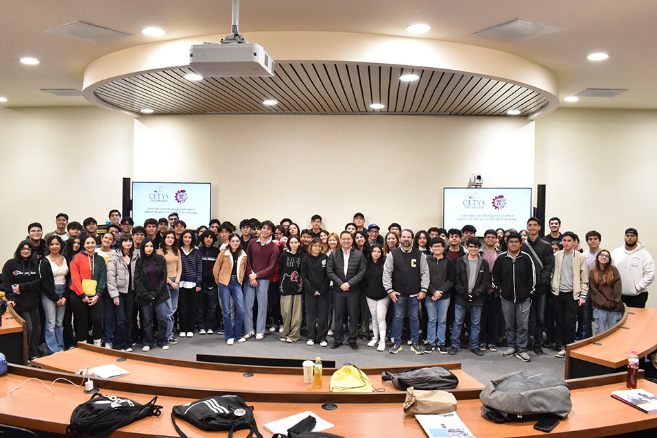 Jóvenes del CBTis 21 finalizan curso de preparación para el examen de admisión de CETYS Universidad