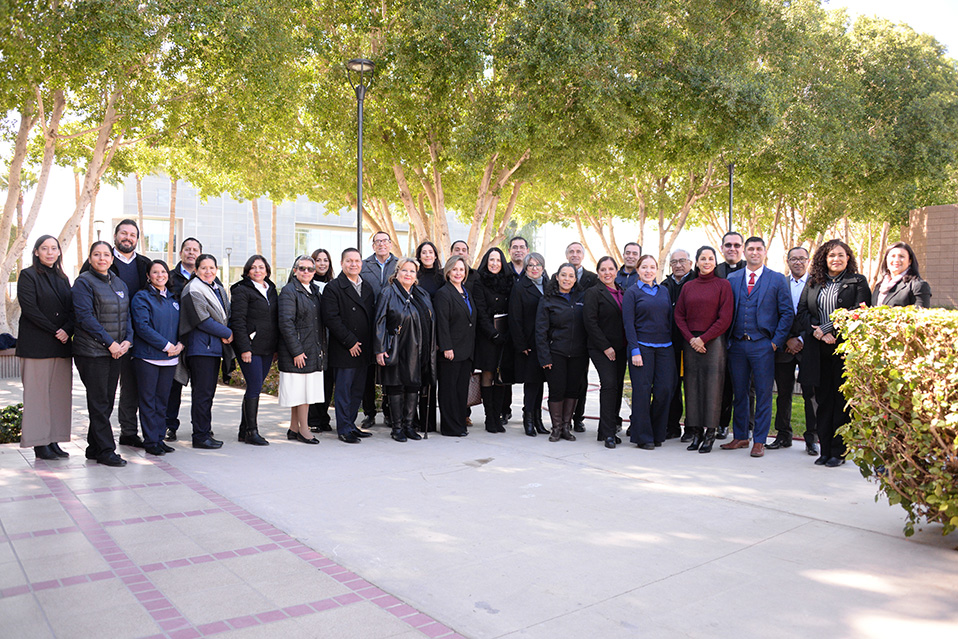 CETYS Universidad fortalece lazos y reconoce a Escuelas Enlace mediante convenio