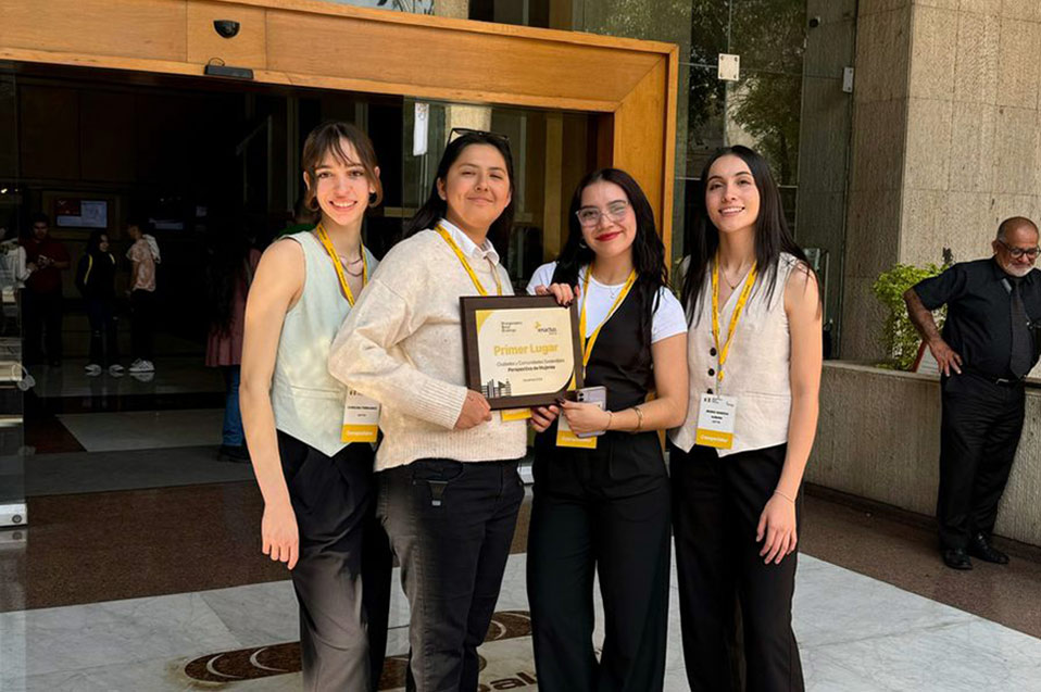 Alumnas de CETYS Tijuana  ganan 1er y 3er lugar con apps innovadoras para atender el ODS11