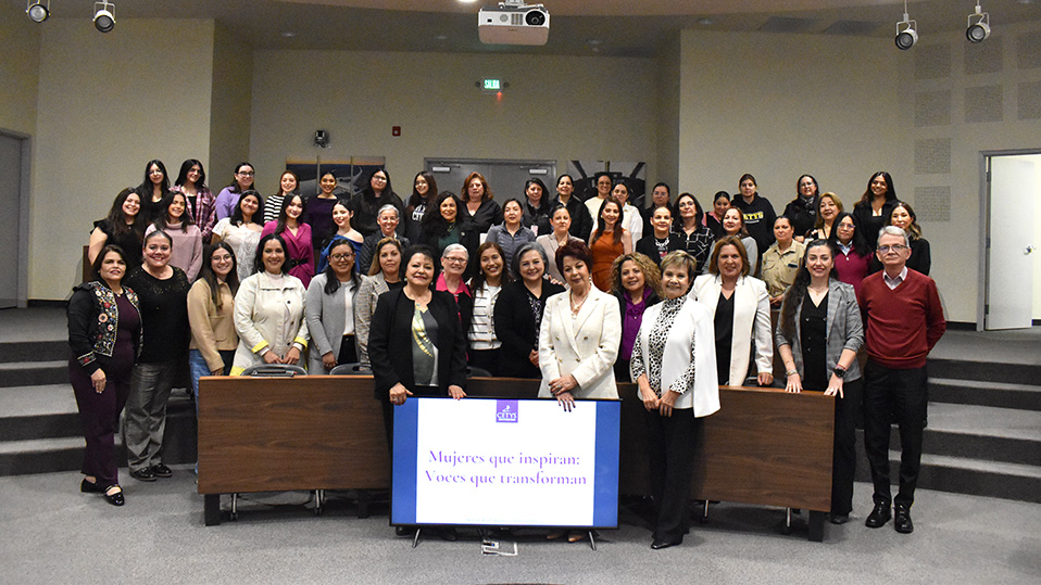 Alumni de CETYS comparten su experiencia como mujeres que inspiran