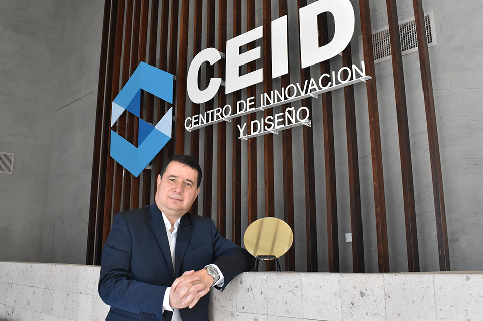 Académico de CETYS es nuevo coordinador de clúster para vinculación industria-universidad en semiconductores