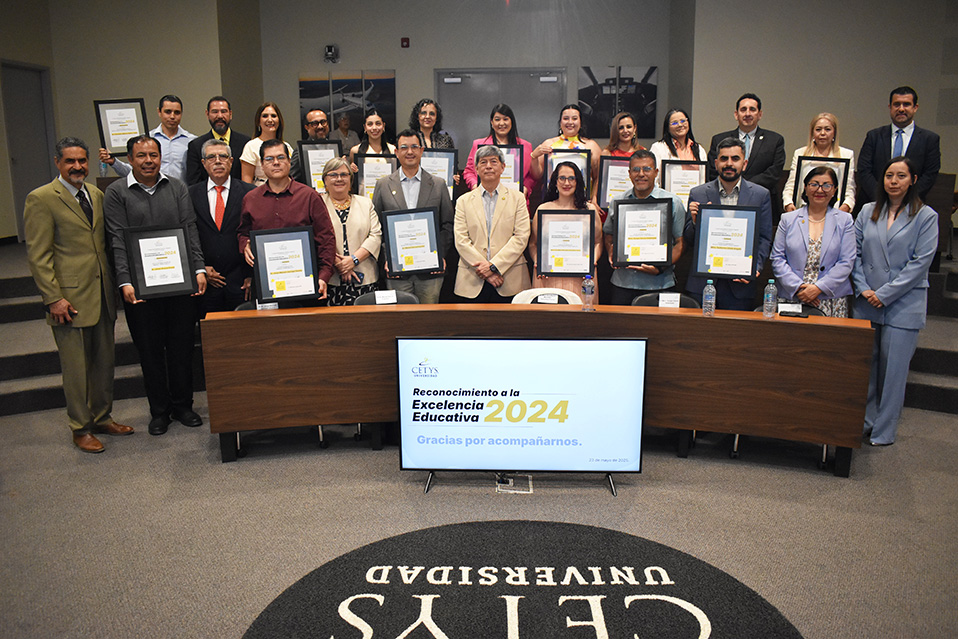 CETYS celebra la excelencia: 15 docentes galardonados por su impacto transformador
