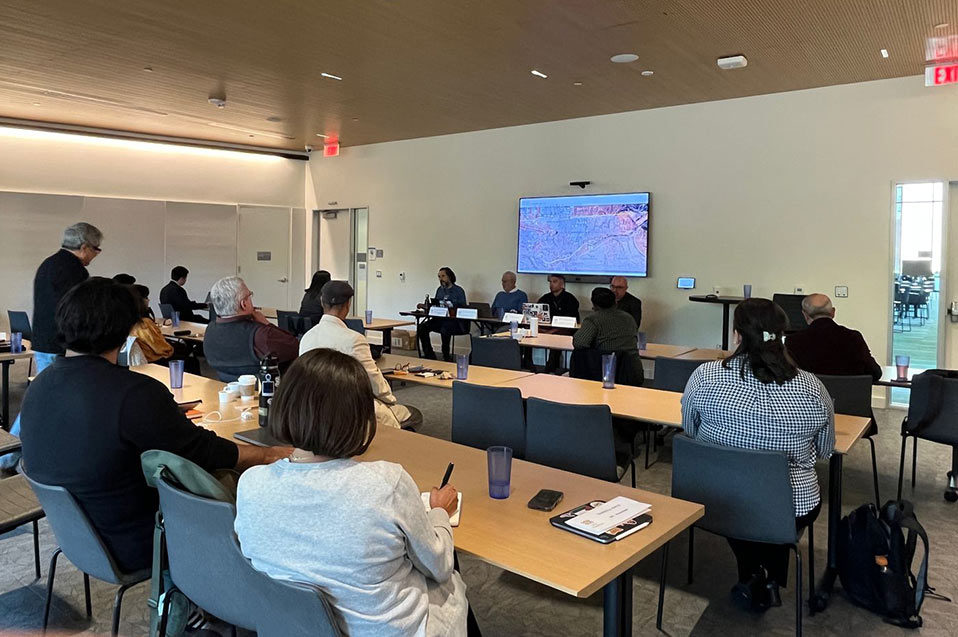 Académicos de CETYS participan en simposio internacional sobre comunidades latinas en California