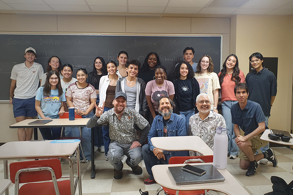 Dr. Jorge Franscisco Sánchez realiza estancia de investigación en la University of Texas at Austin