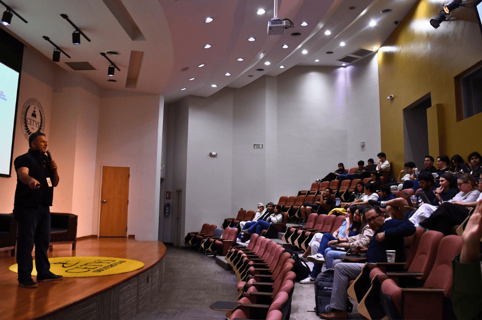 Estudiantes de CETYS Tijuana conocen Programas de Fomento al Emprendimiento en Baja California