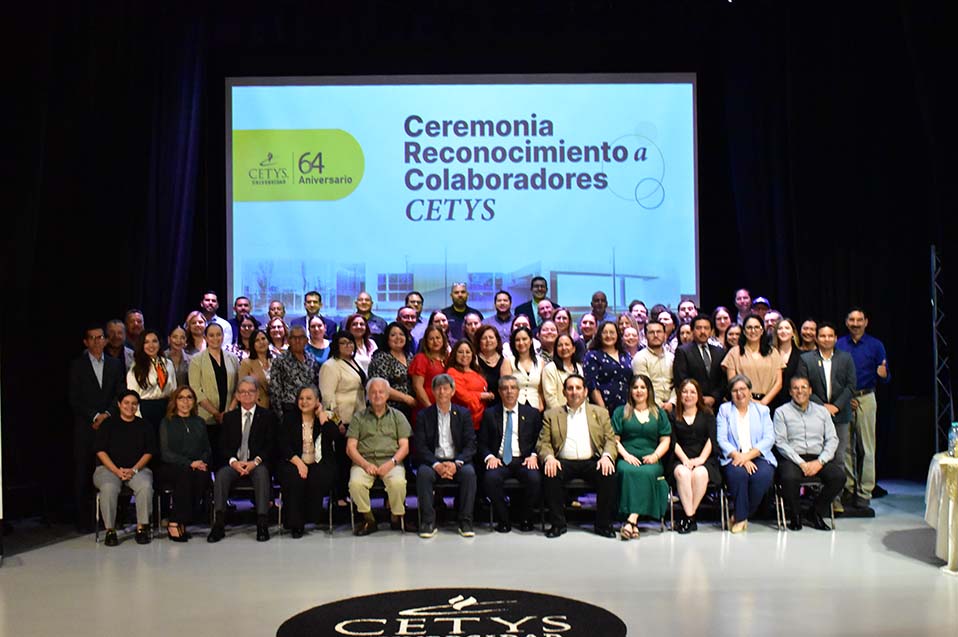 Por su compromiso y continuidad, colaboradores de CETYS reciben merecido homenaje 