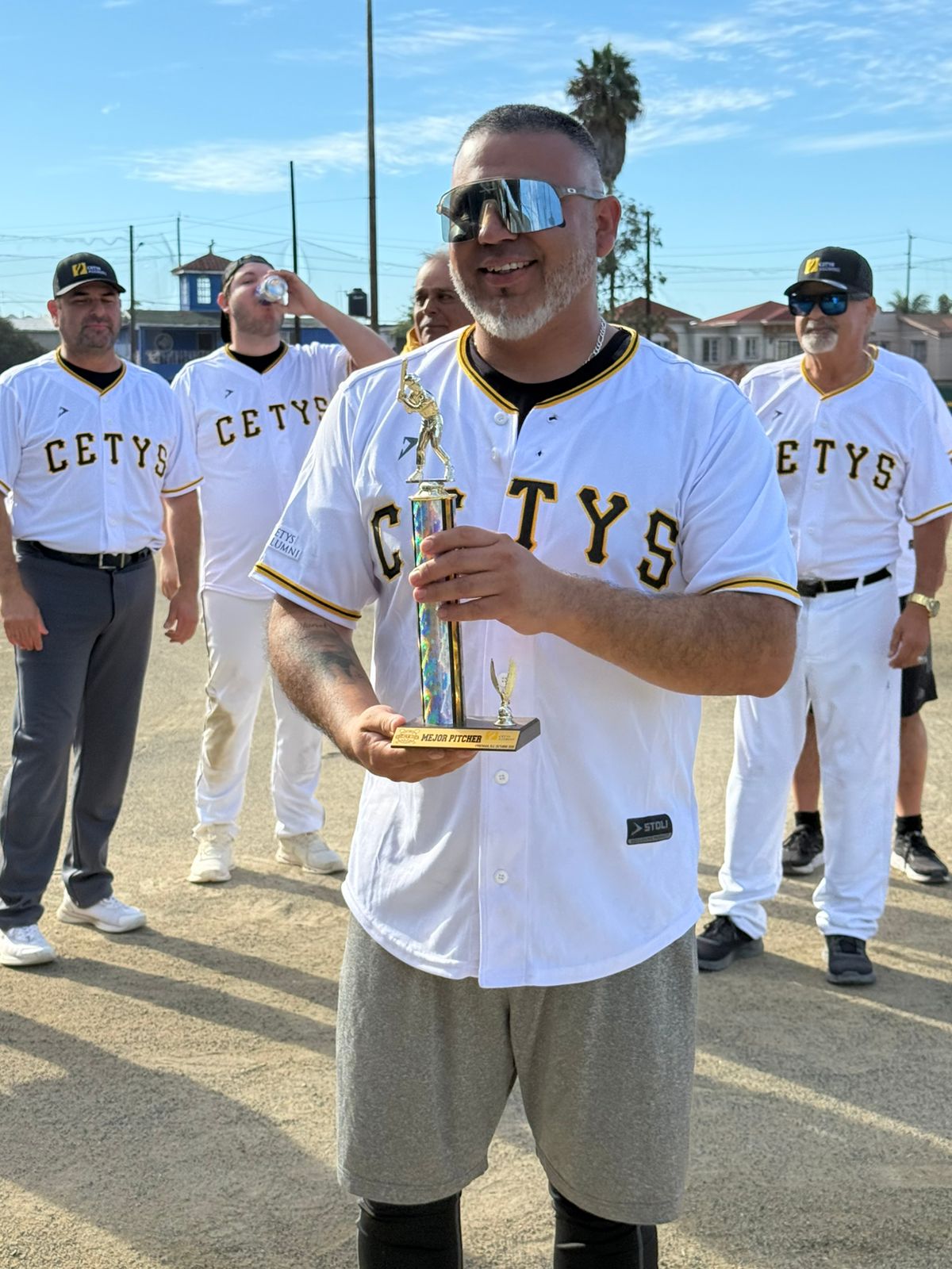 WhatsApp Image 2025-10-27 at 4.02.03 PM (2)