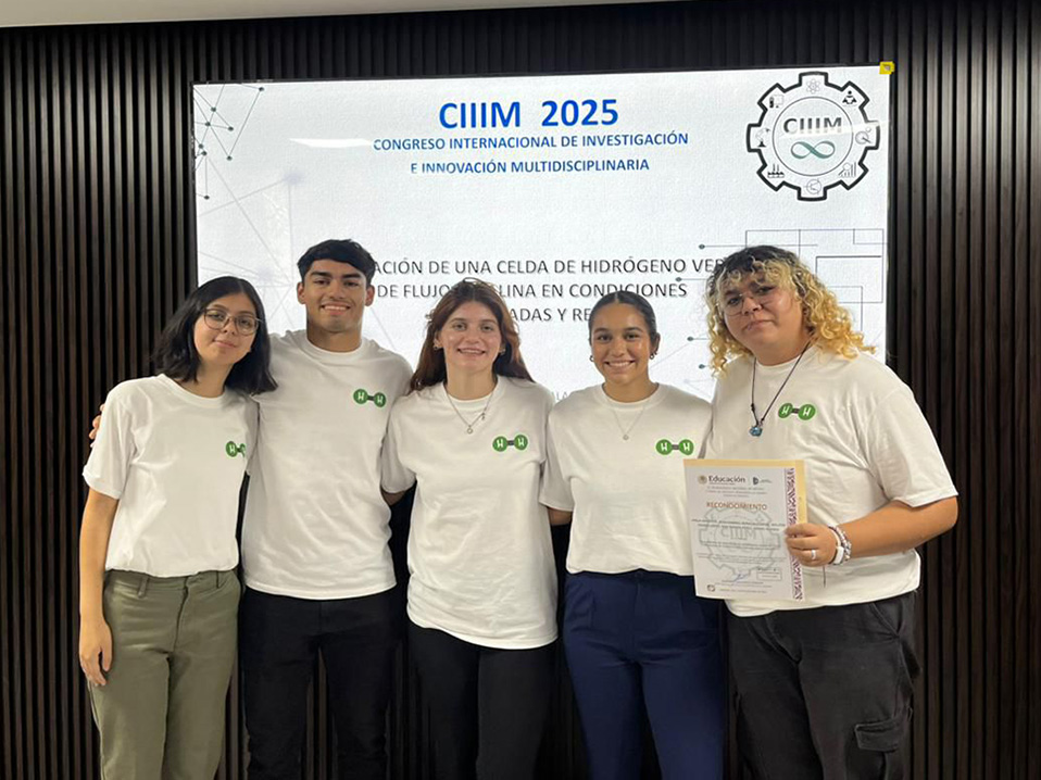 Estudiantes de Energías Renovables de CETYS participan en Congreso Internacional