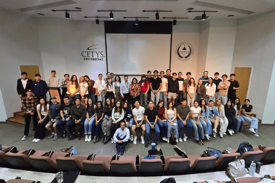 Estudiantes de CETYS Tijuana aprenden con empresarios y emprendedores de sus “Historias de Terror”
