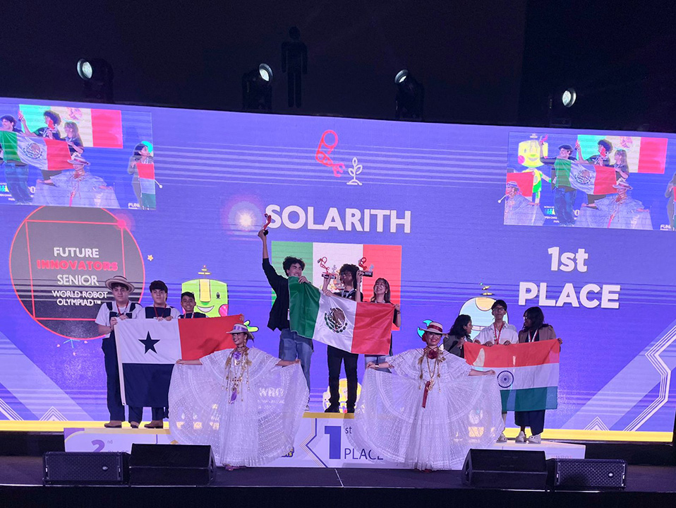 Estudiantes de CETYS obtienen primer lugar internacional  con proyecto de paneles solares