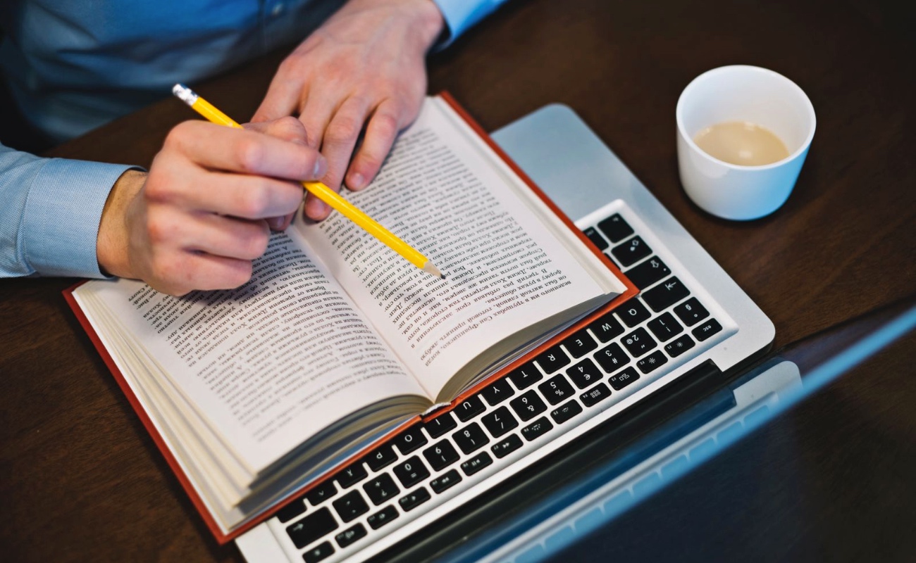 ¿Por qué un posgrado es clave para competir en el mercado laboral en la era de la inteligencia artificial?