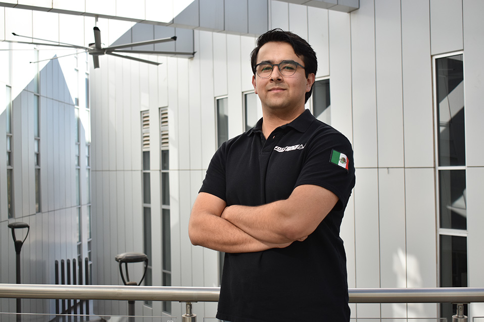 De Mexicali a Boeing: Egresado CETYS lleva el talento mexicano a la industria aeroespacial mundial