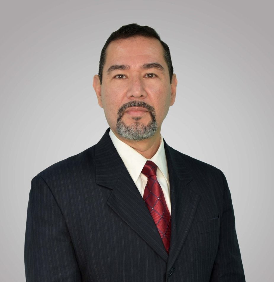 El Dr, José Luis Bonilla Esquivel es Director de Colegio de Ciencias Sociales y Humanidades del Sistema CETYS.