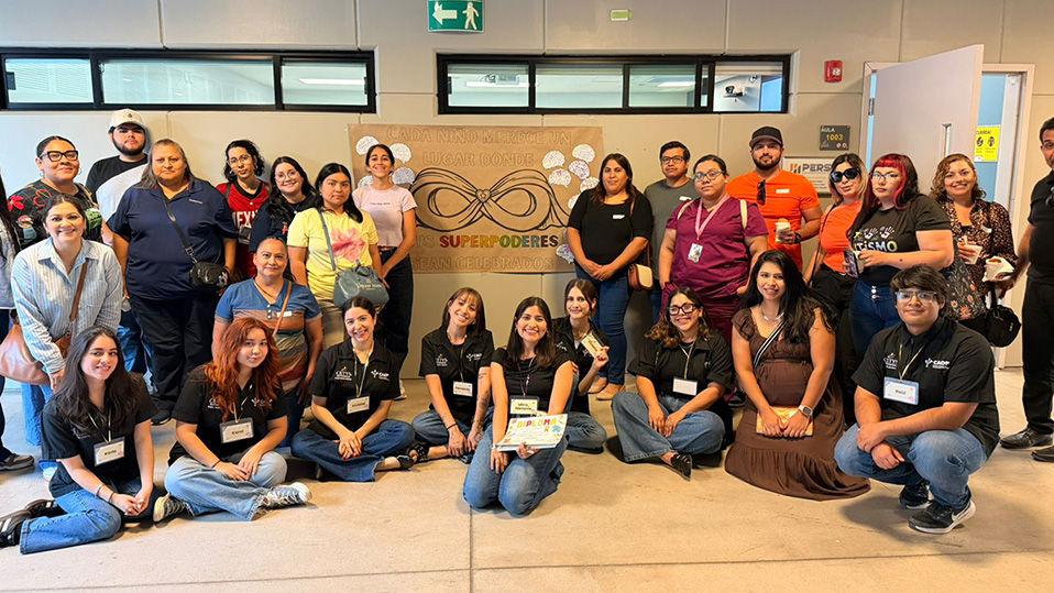 Alumnos de psicología realizan talleres: Superhéroes en entrenamiento y Cuidar para acompañar