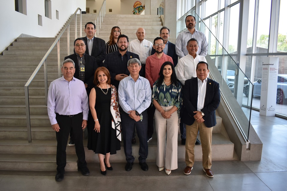 Dr. Fernando León García fortalece alianzas estratégicas con líderes empresariales y sociales de la región