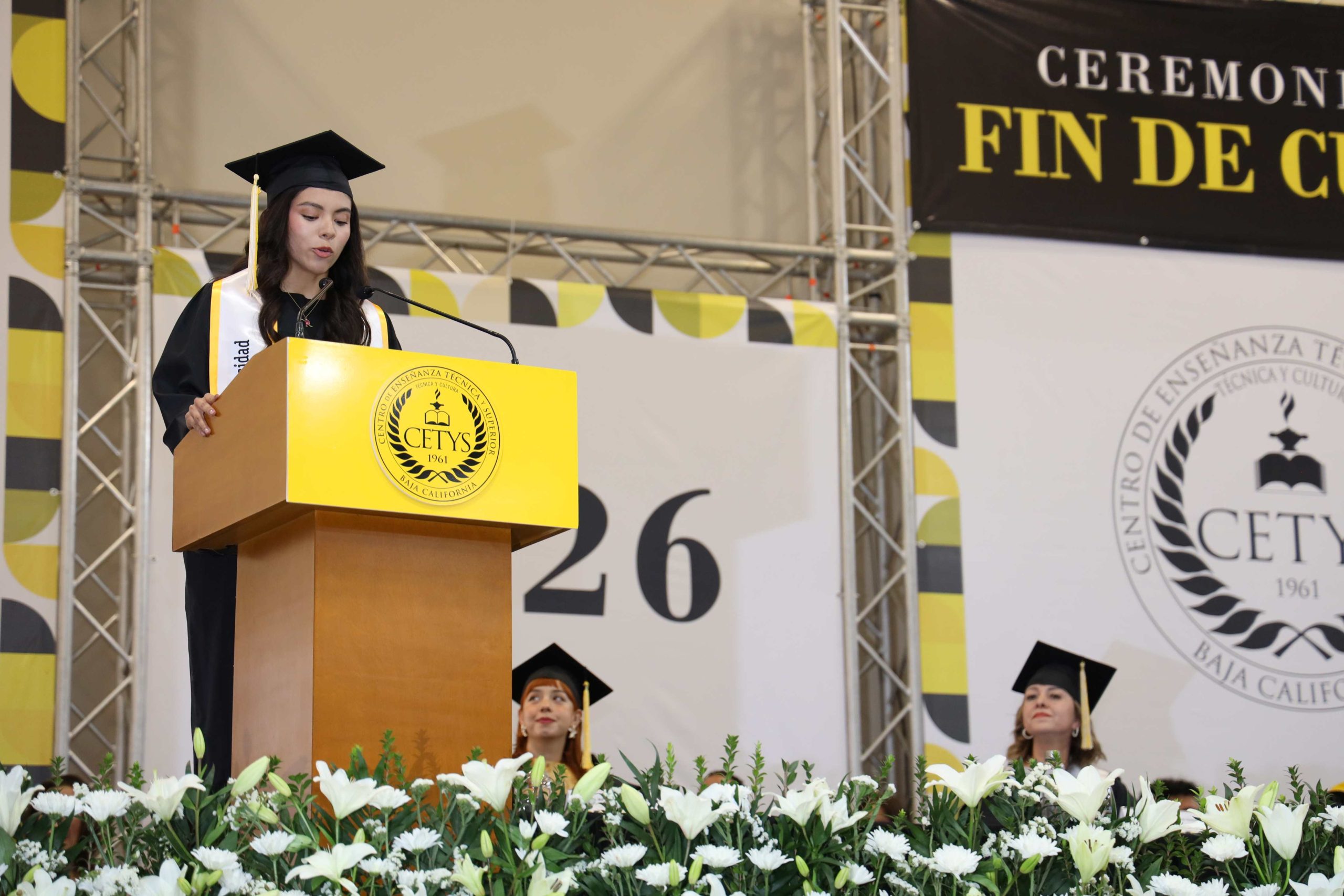 Ximena Soriano Zavala, representante de los egresados de Preparatoria