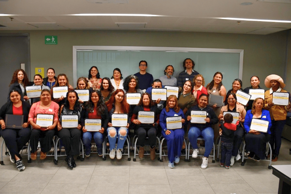 CETYS Universidad y Centro 32 impulsan el emprendimiento entre personas en contexto de movilidad en Tijuana