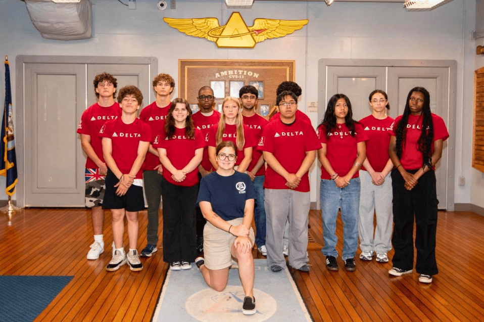 Estudiantes de Preparatoria CETYS Tijuana viven experiencia internacional de aviación y STEM en Florida
