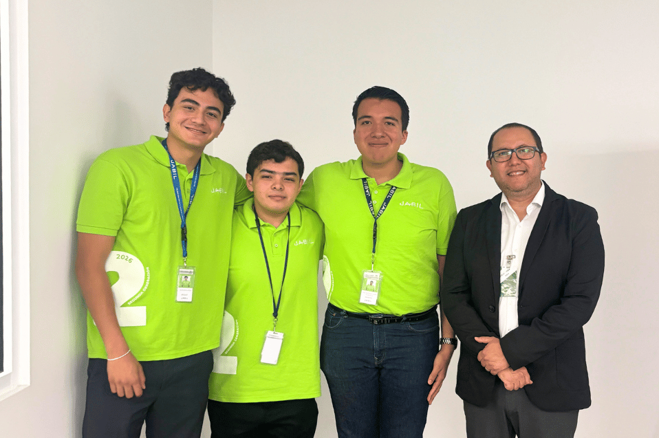 Elkin Rivas, José Antonio Flores Espinoza y Emiliano Galindo.
