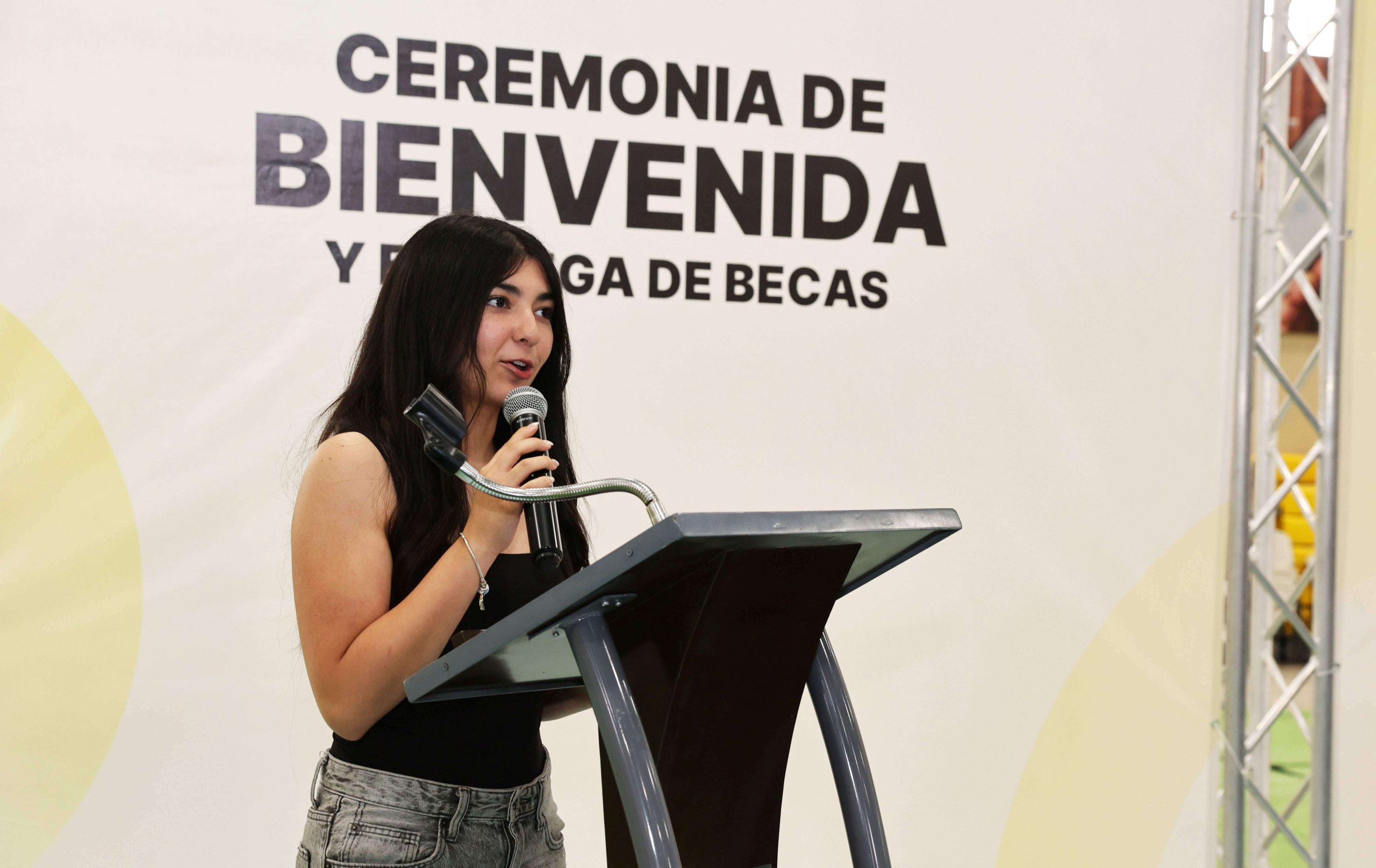 María Alejandra Aros Rodríguez, egresada de Preparatoria