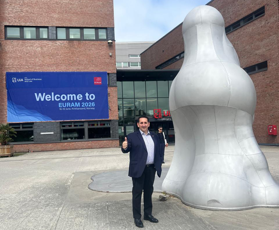 CETYS Universidad participa en congreso de la European Academy of Management