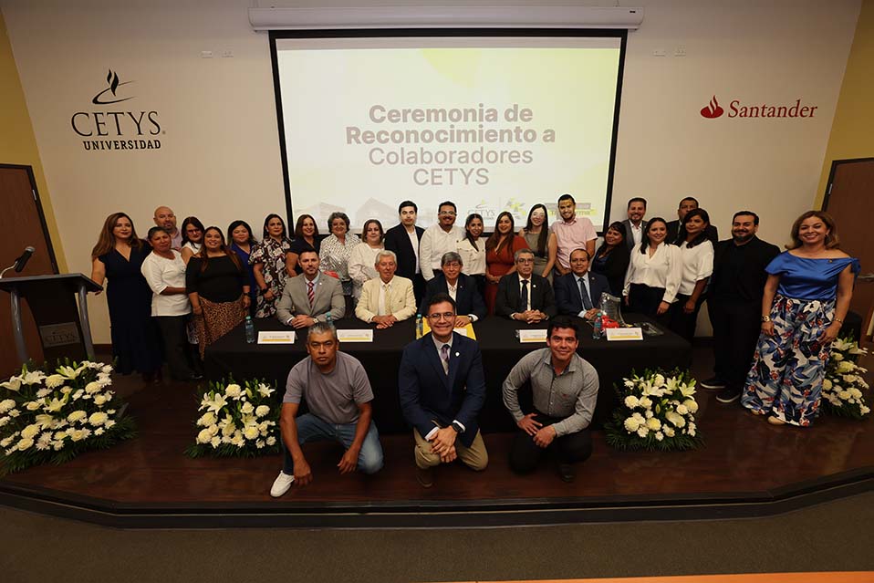 Ceremonia de reconocimiento a colaboradores campus Ensenada