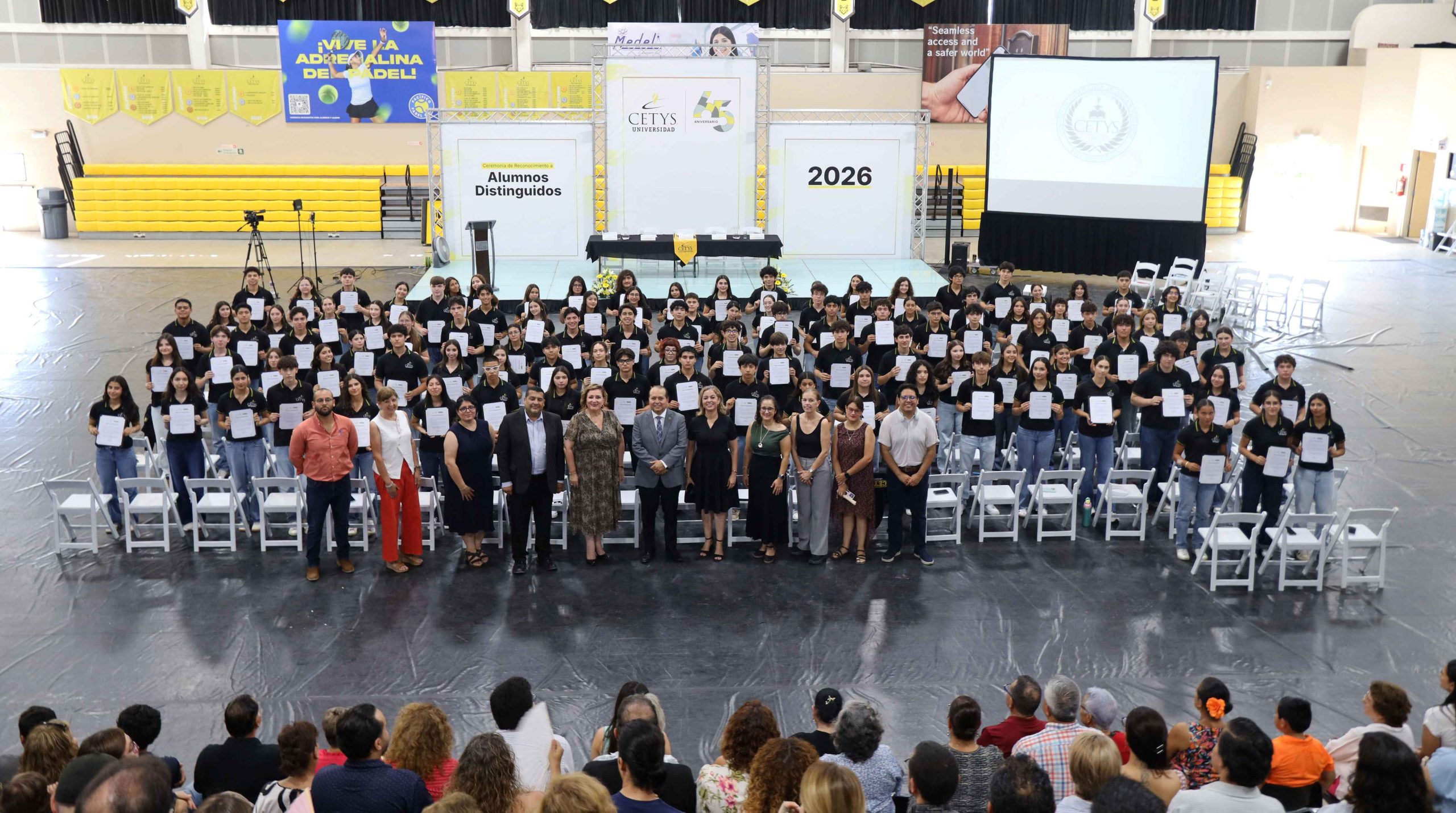 Alumnos Distinguidos Preparatoria