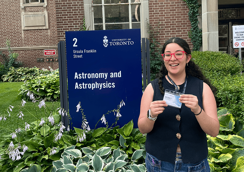 Ana Paola Ham Corona lleva su formación en Mecatrónica al campo de la astronomía mediante estancias de investigación
