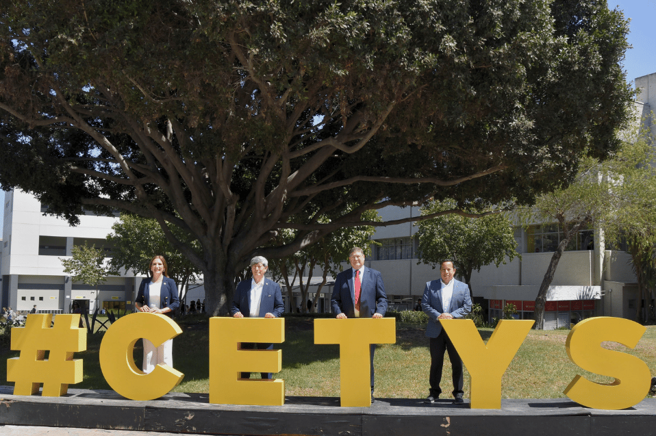 Cónsul General de Estados Unidos visita CETYS Universidad y refrenda colaboración binacional
