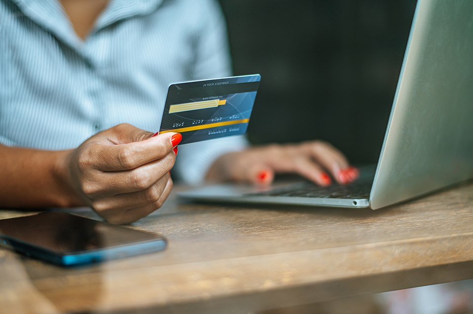 Tarjeta de crédito: lo que debes saber antes de adquirirla y cómo utilizarla responsablemente