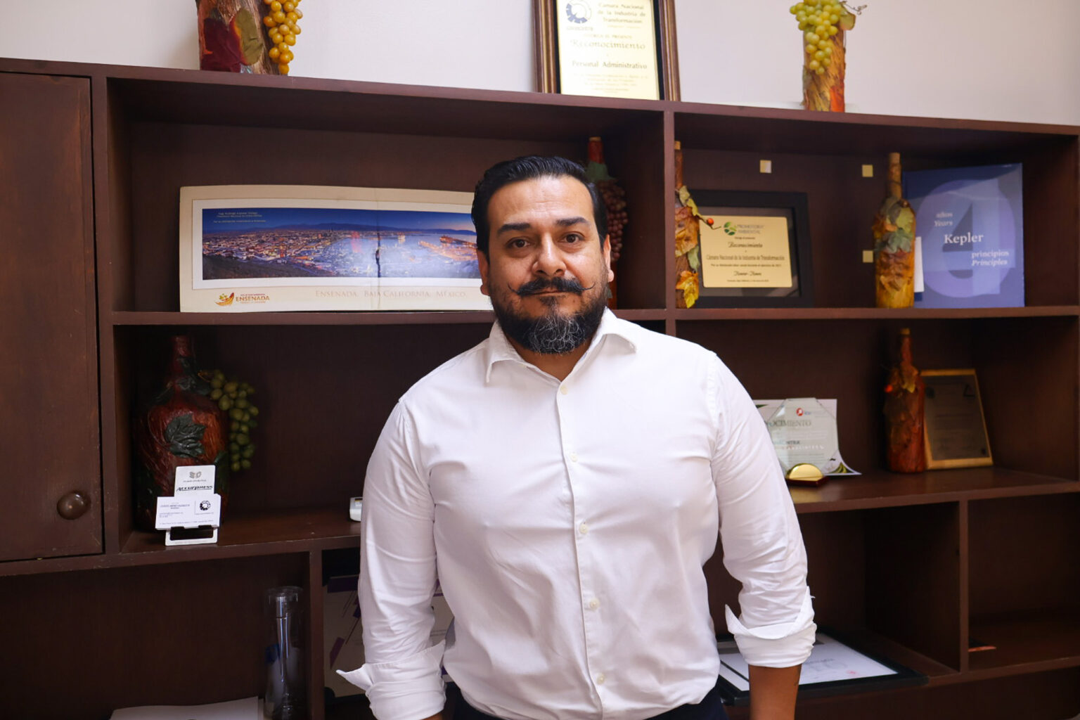 Dr. Mayer-Cabrera, Foto Cortesía.