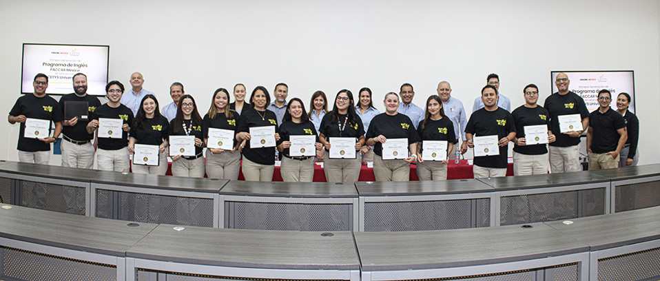 CETYS Universidad impulsa la formación en inglés de colaboradores de PACCAR México
